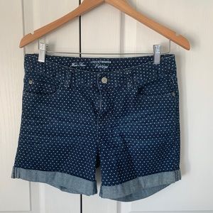 🌱2 for $40 Mid rise, vintage style shorts